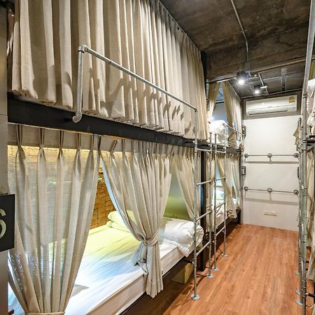 Siam Plug In Hostel Bangkok Zewnętrze zdjęcie